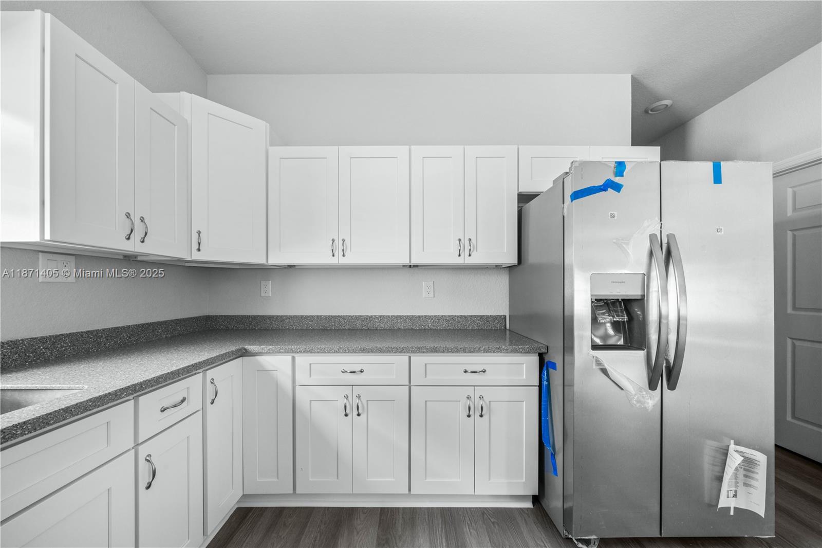 Las Villas at Kenilworth - Residential