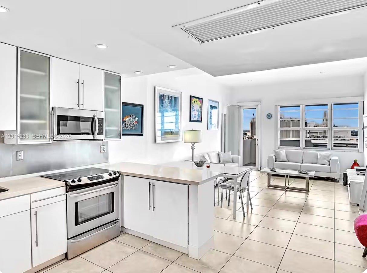 100 Lincoln Rd 1641
