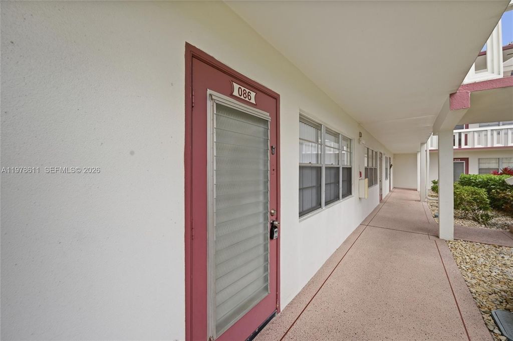 Photo of 86 Fanshaw C #86, Boca Raton, FL 33434 (MLS # A11978611)