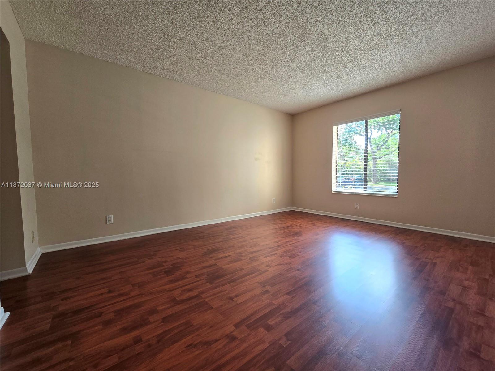 CHARTER CLUB OF PALM BEAC - Residential Lease