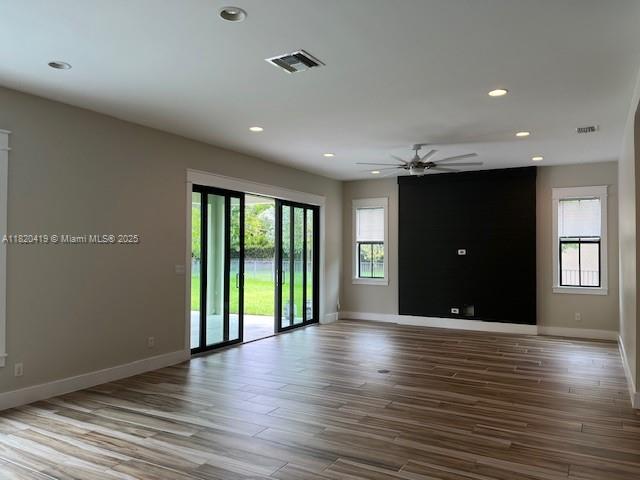 9140 E Meridian Dr E 9140
