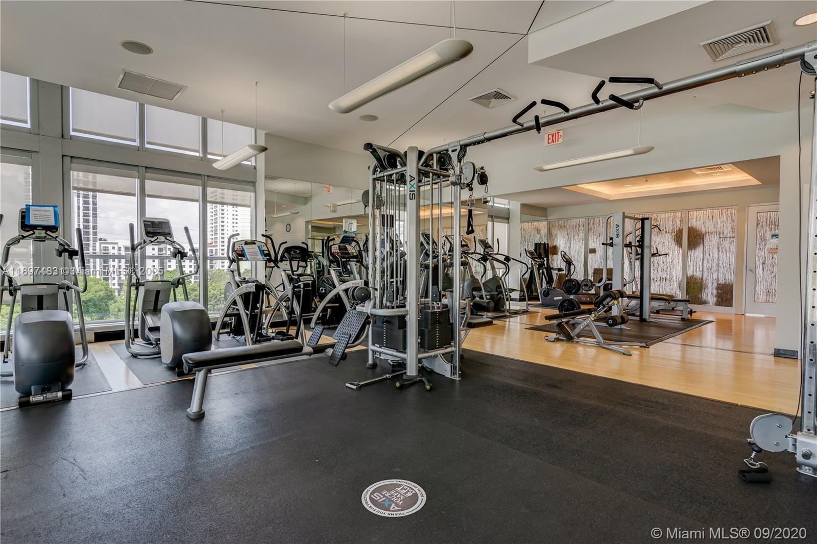 THE AXIS ON BRICKELL COND - Residential