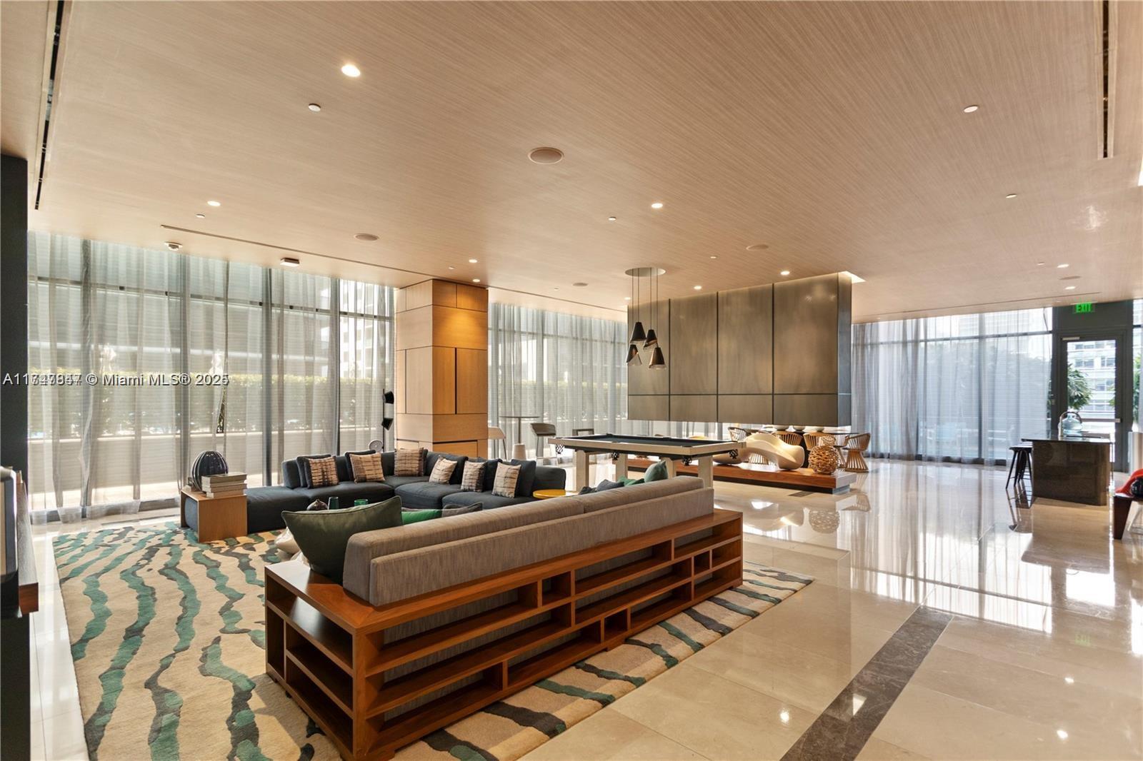 BRICKELL HEIGHTS EAST CON - Residential