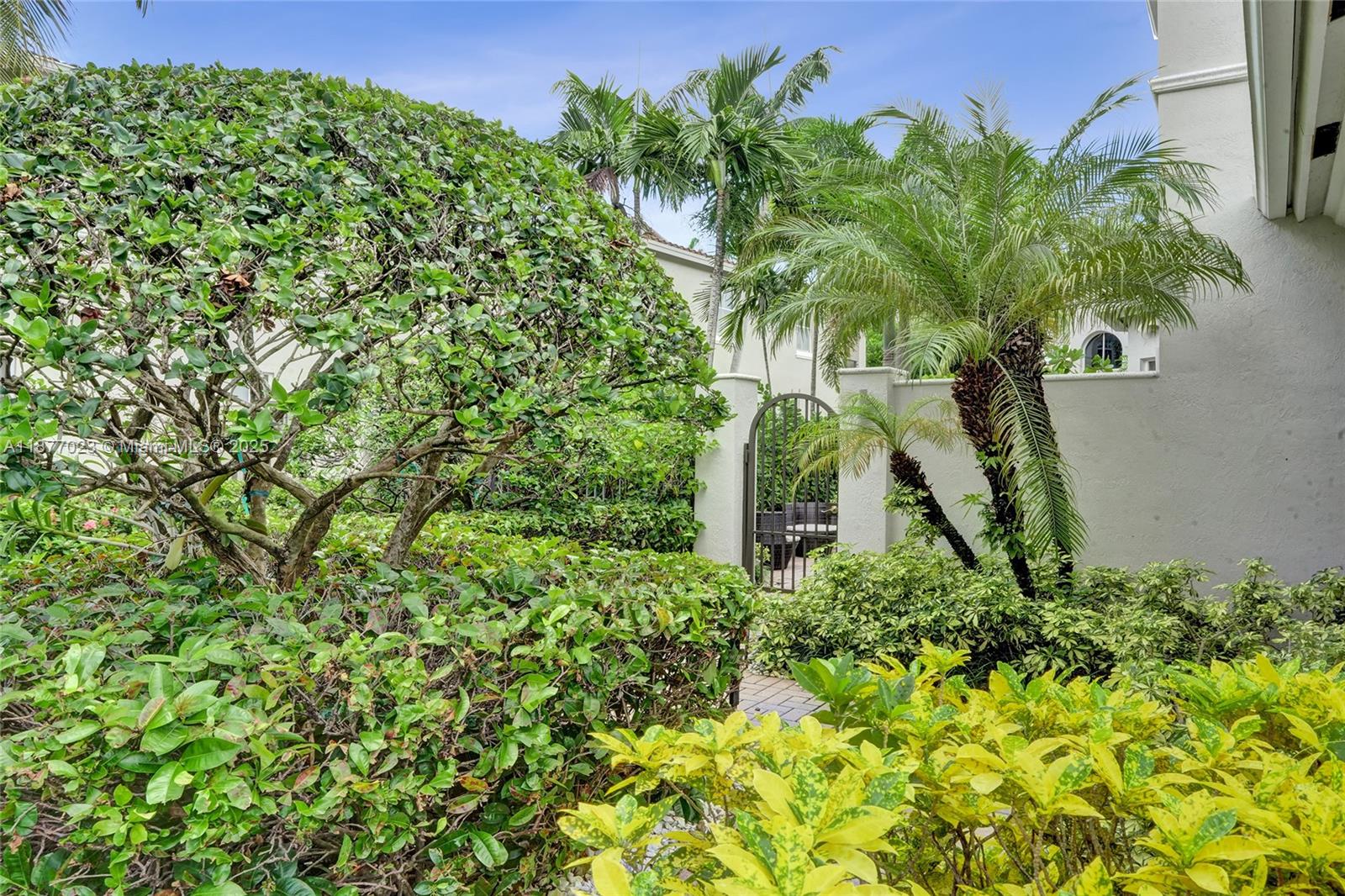 THREE ISLANDS 3RD SECTION - Residential