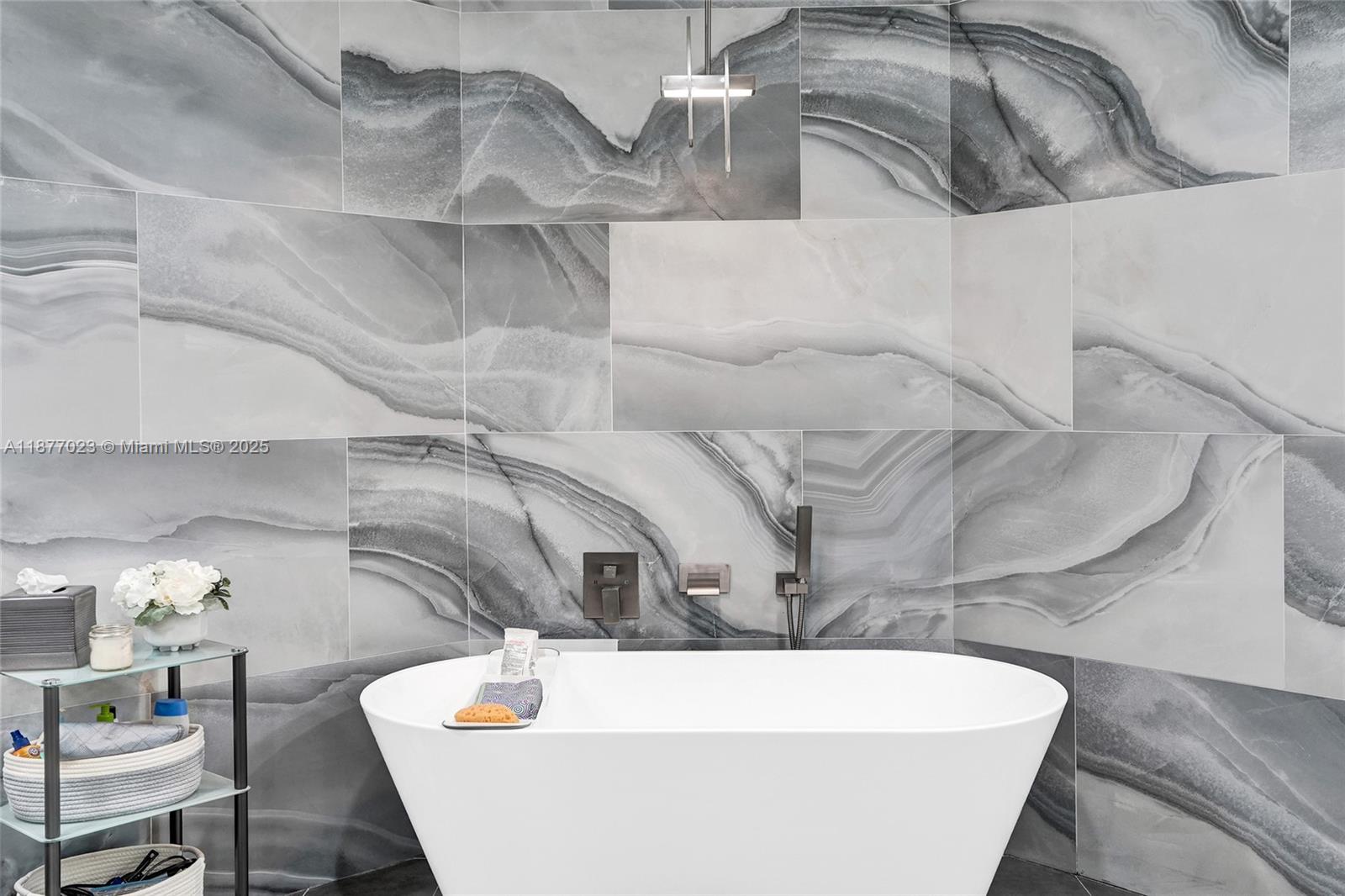 THREE ISLANDS 3RD SECTION - Residential