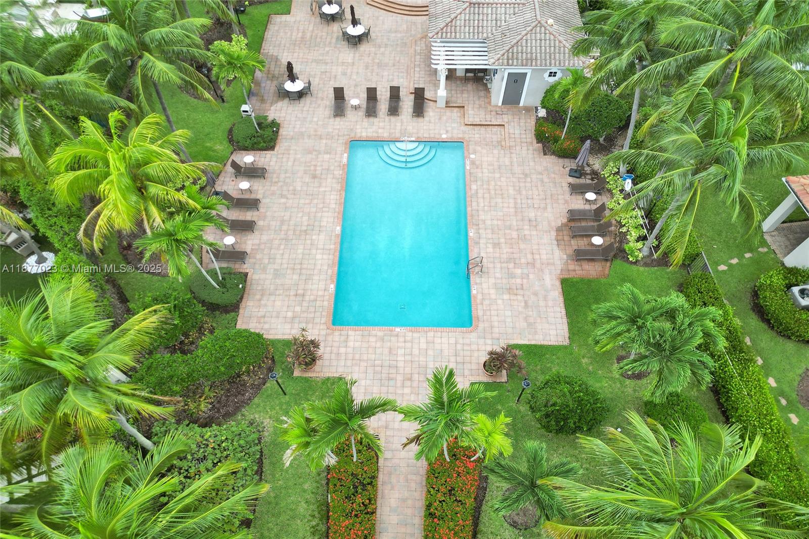 THREE ISLANDS 3RD SECTION - Residential