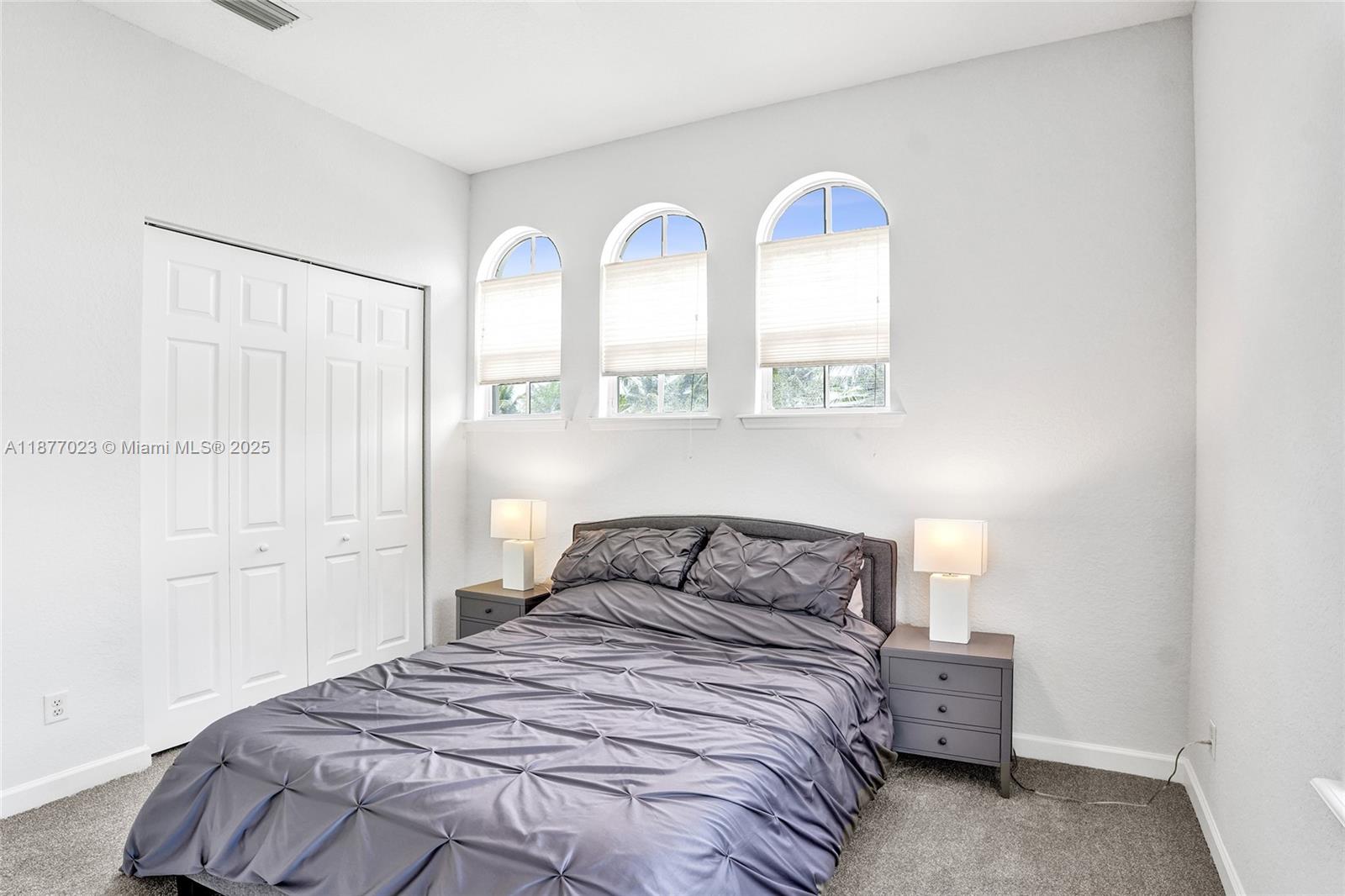 THREE ISLANDS 3RD SECTION - Residential