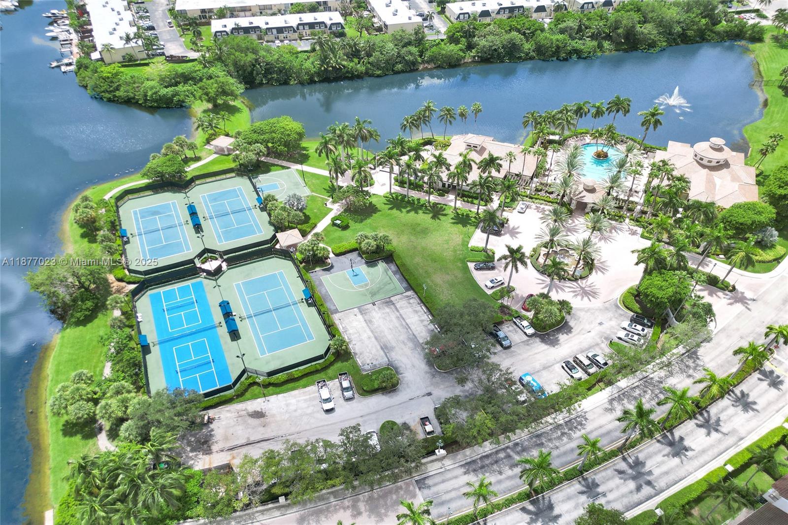 THREE ISLANDS 3RD SECTION - Residential