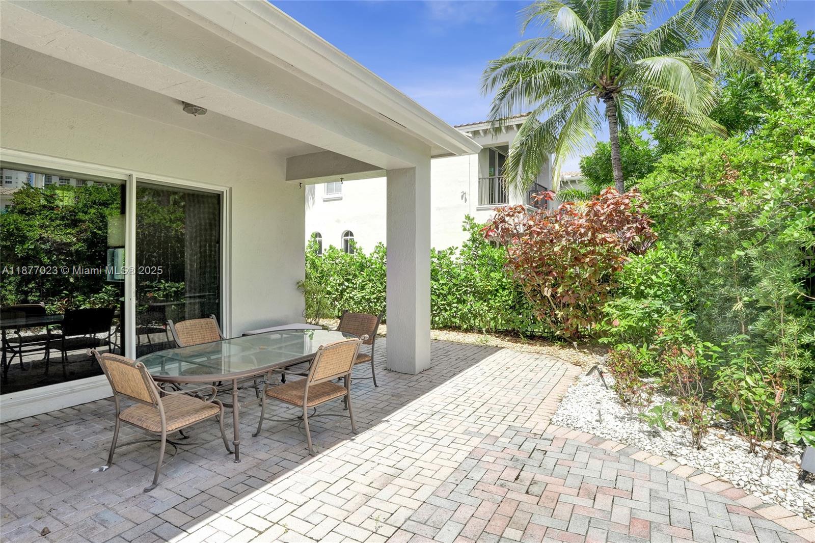 THREE ISLANDS 3RD SECTION - Residential