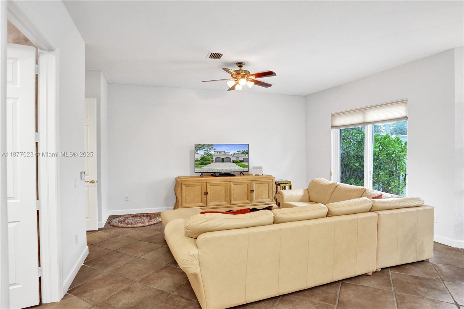 THREE ISLANDS 3RD SECTION - Residential