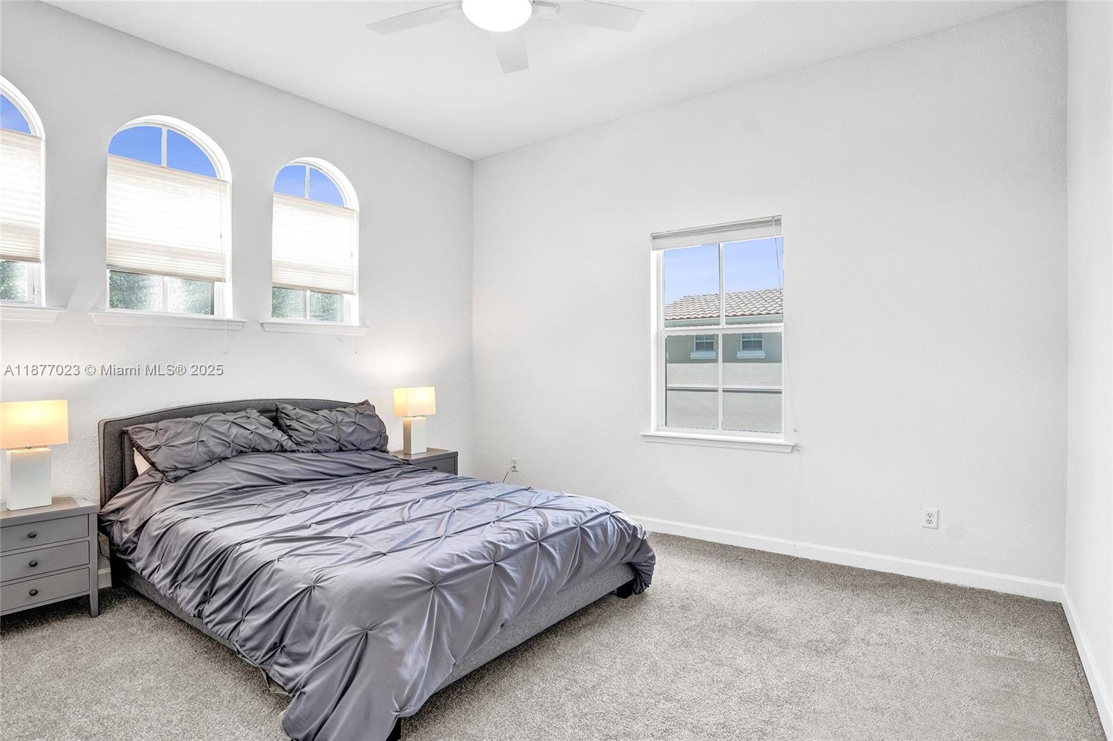 THREE ISLANDS 3RD SECTION - Residential