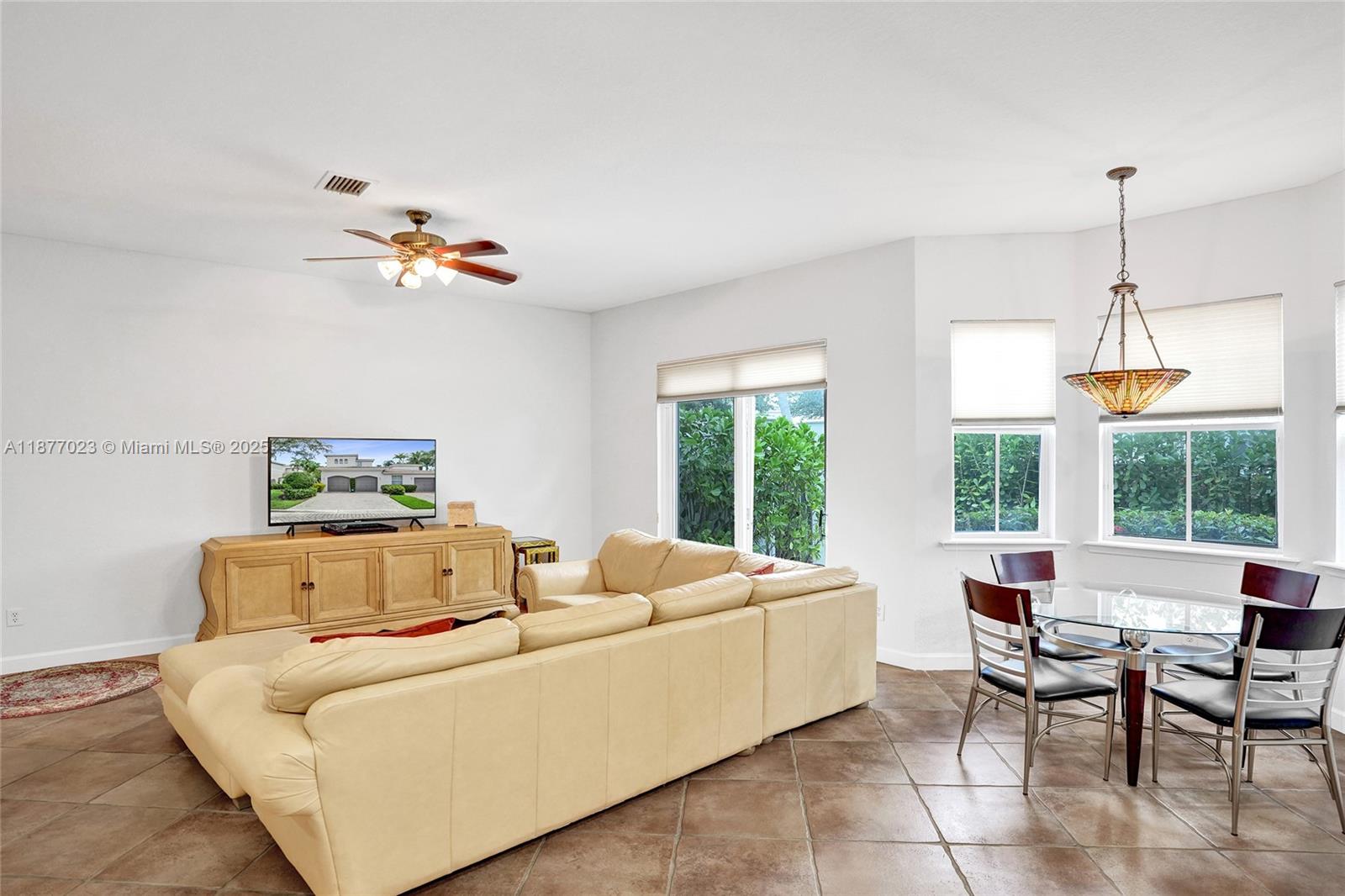 THREE ISLANDS 3RD SECTION - Residential