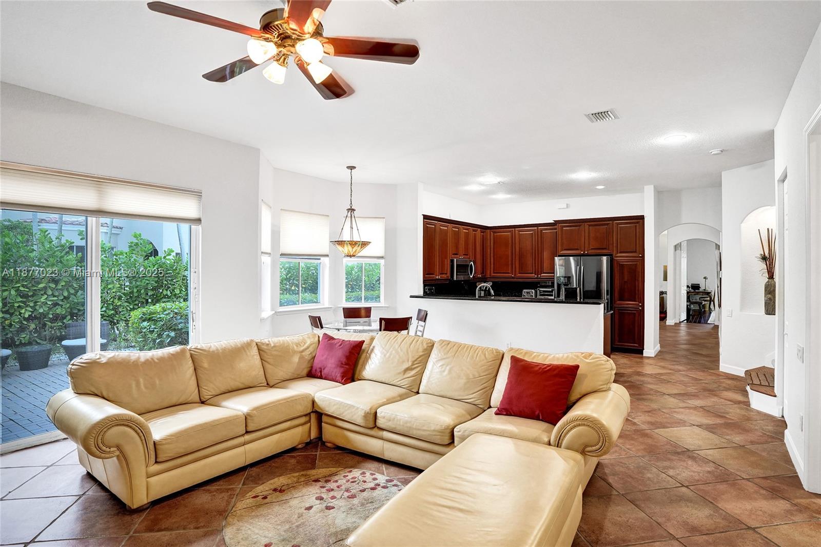 THREE ISLANDS 3RD SECTION - Residential