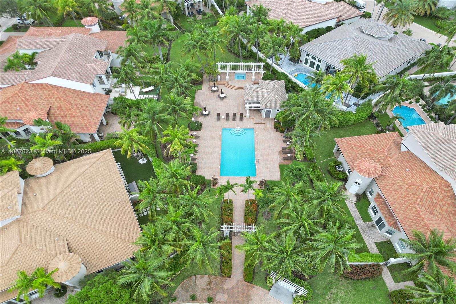 THREE ISLANDS 3RD SECTION - Residential