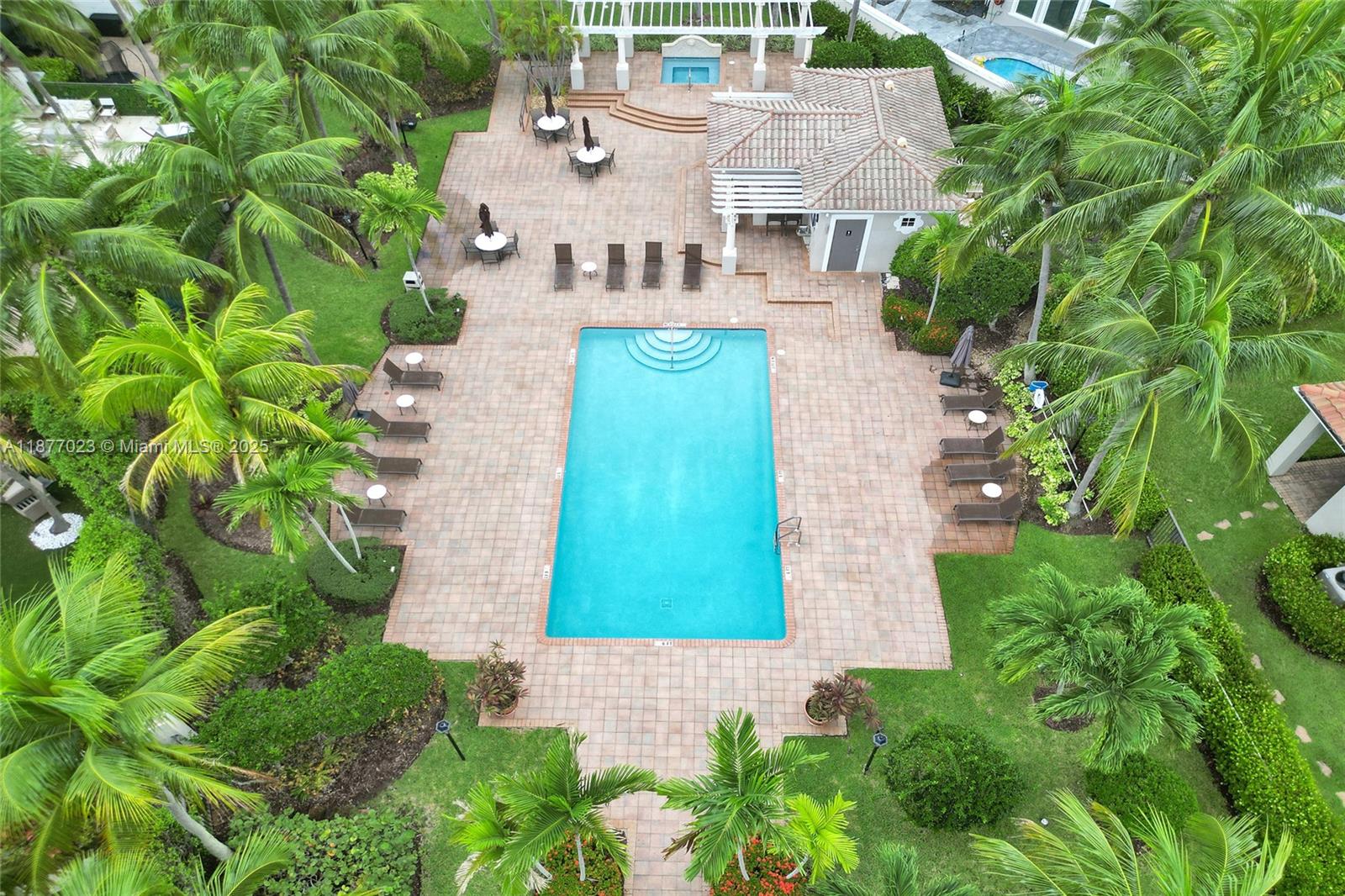 THREE ISLANDS 3RD SECTION - Residential