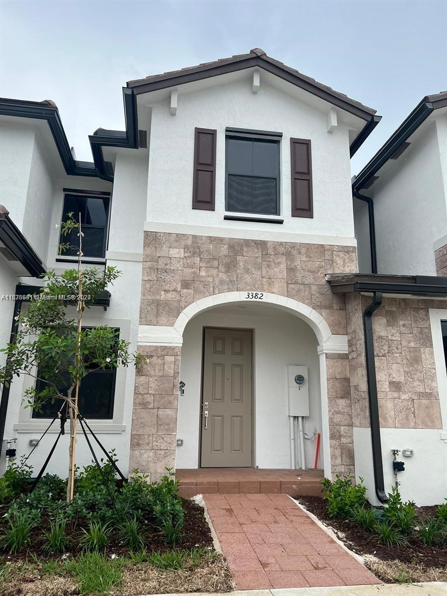 Photo 1 of 3382 W 114th Ter, Hialeah, Florida, $539,000, Web #: 11636681