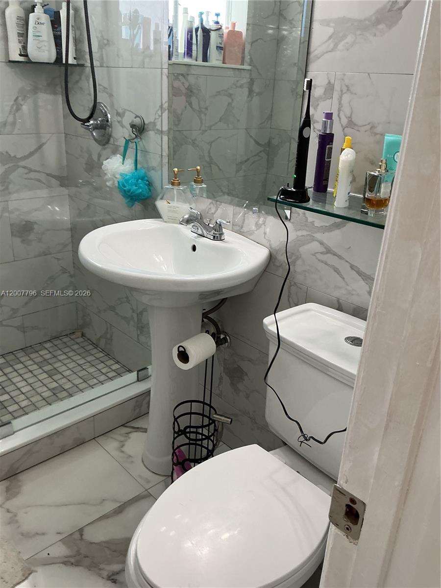 KIRKLAND HEIGHTS AMD - Residential