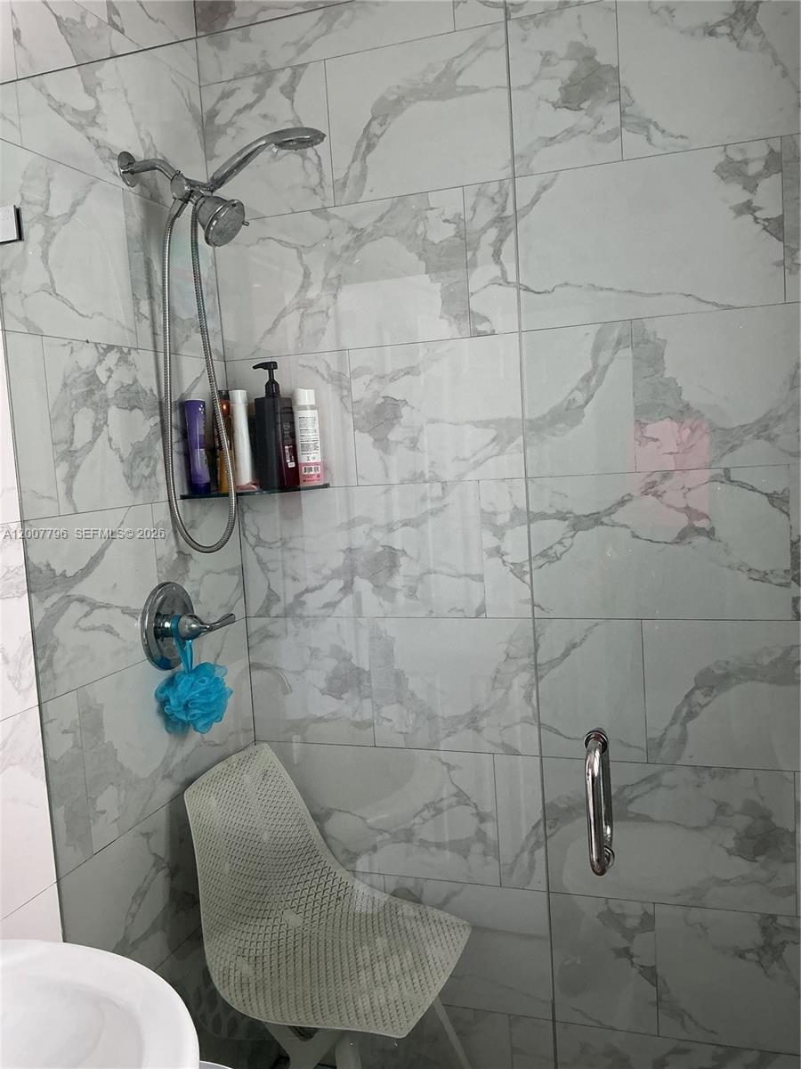 KIRKLAND HEIGHTS AMD - Residential