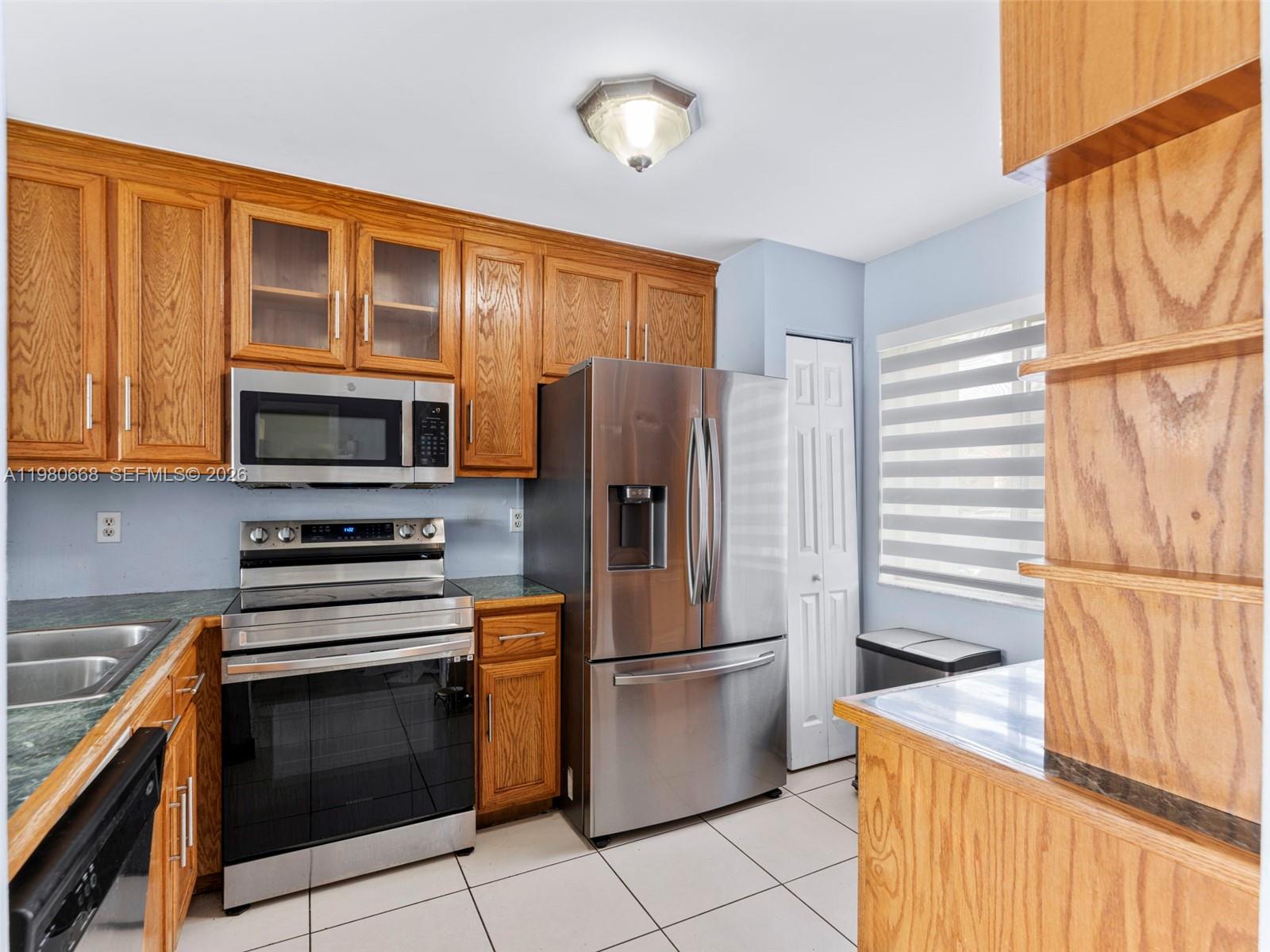 WEITZER SERENA LAKES TOWN - Residential