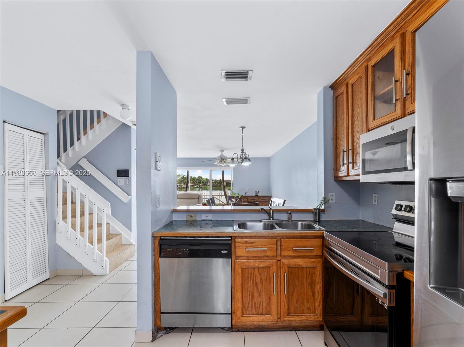 WEITZER SERENA LAKES TOWN - Residential