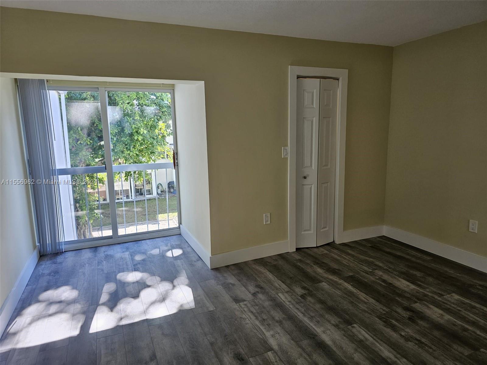 LA ARBOLEDA CONDO - Residential Lease