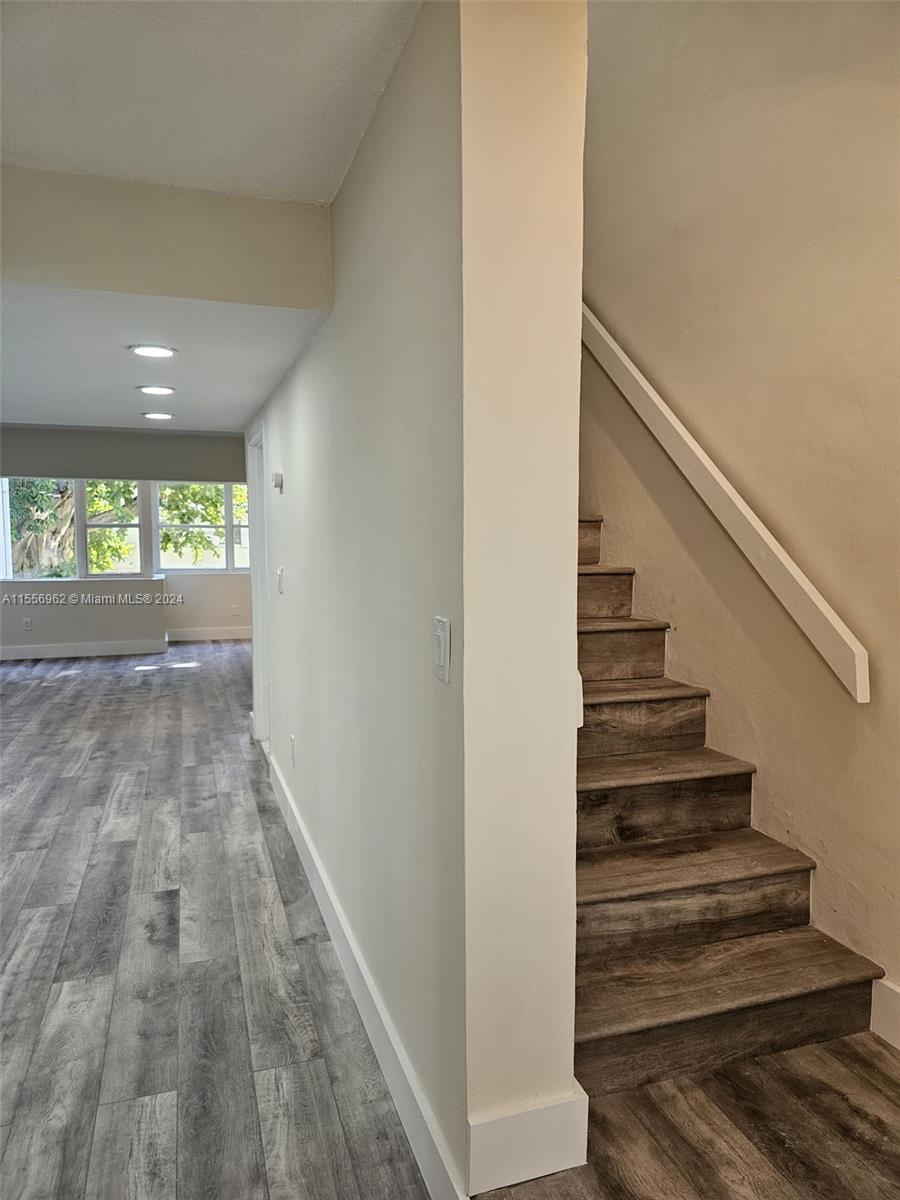 LA ARBOLEDA CONDO - Residential Lease