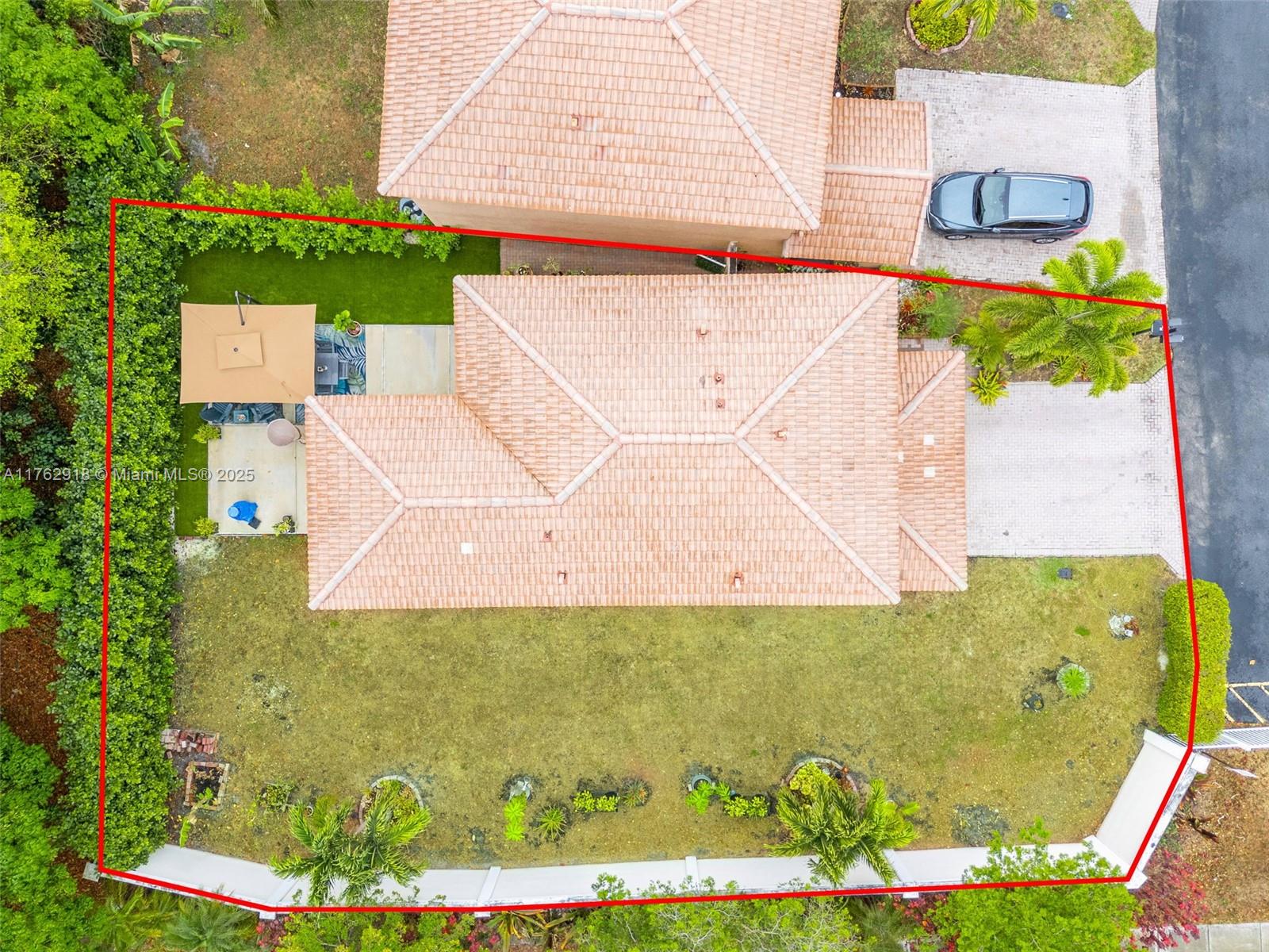 6600 NW 38th Dr