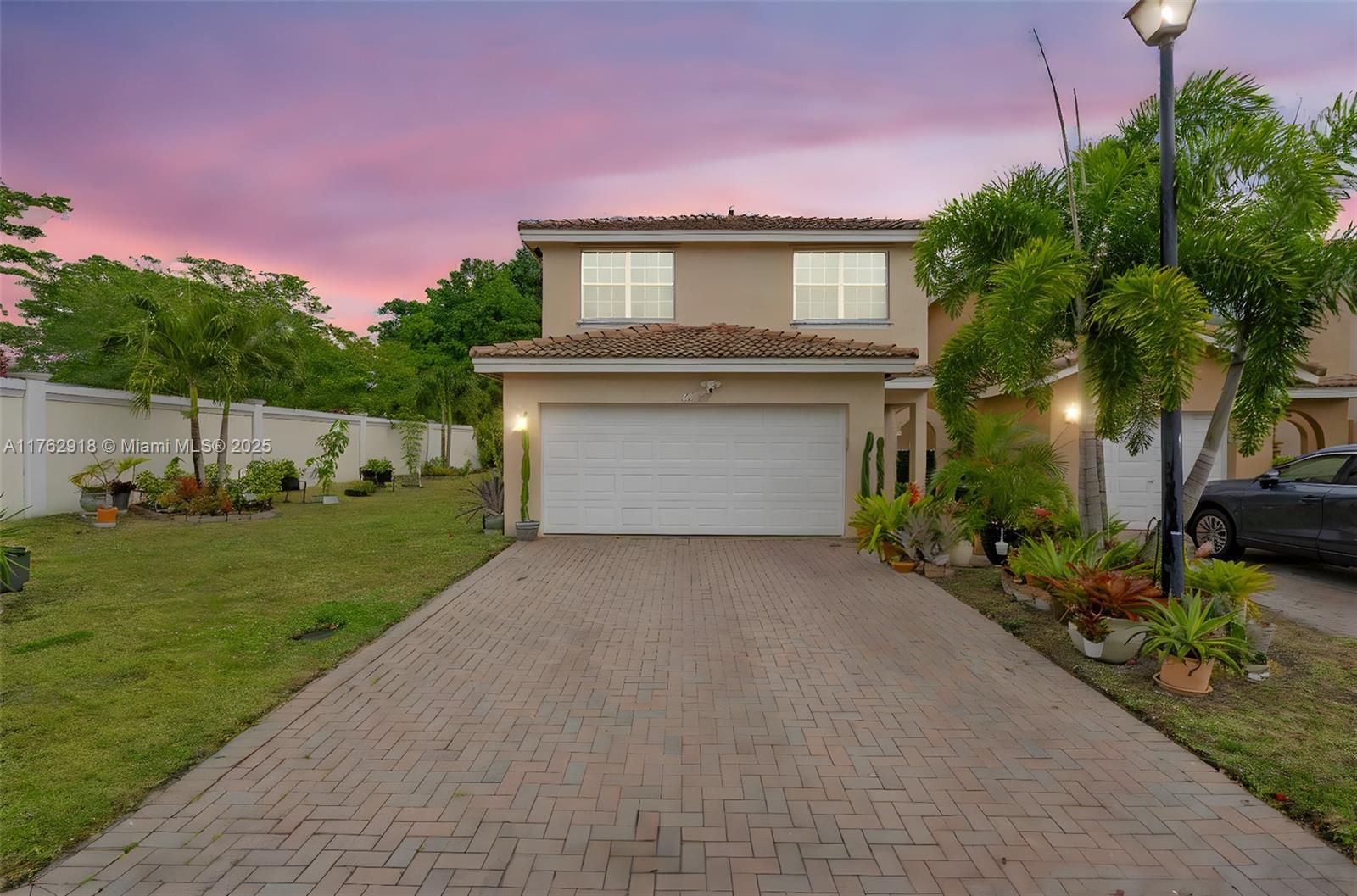 Property for Sale at 6600 Nw 38th Dr, Lauderhill, Miami-Dade County, Florida - Bedrooms: 3 
Bathrooms: 3  - $515,000