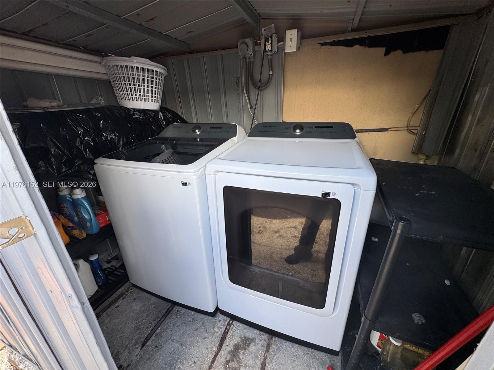 GOLF COURSE GARDENS RESUB - Residential Lease