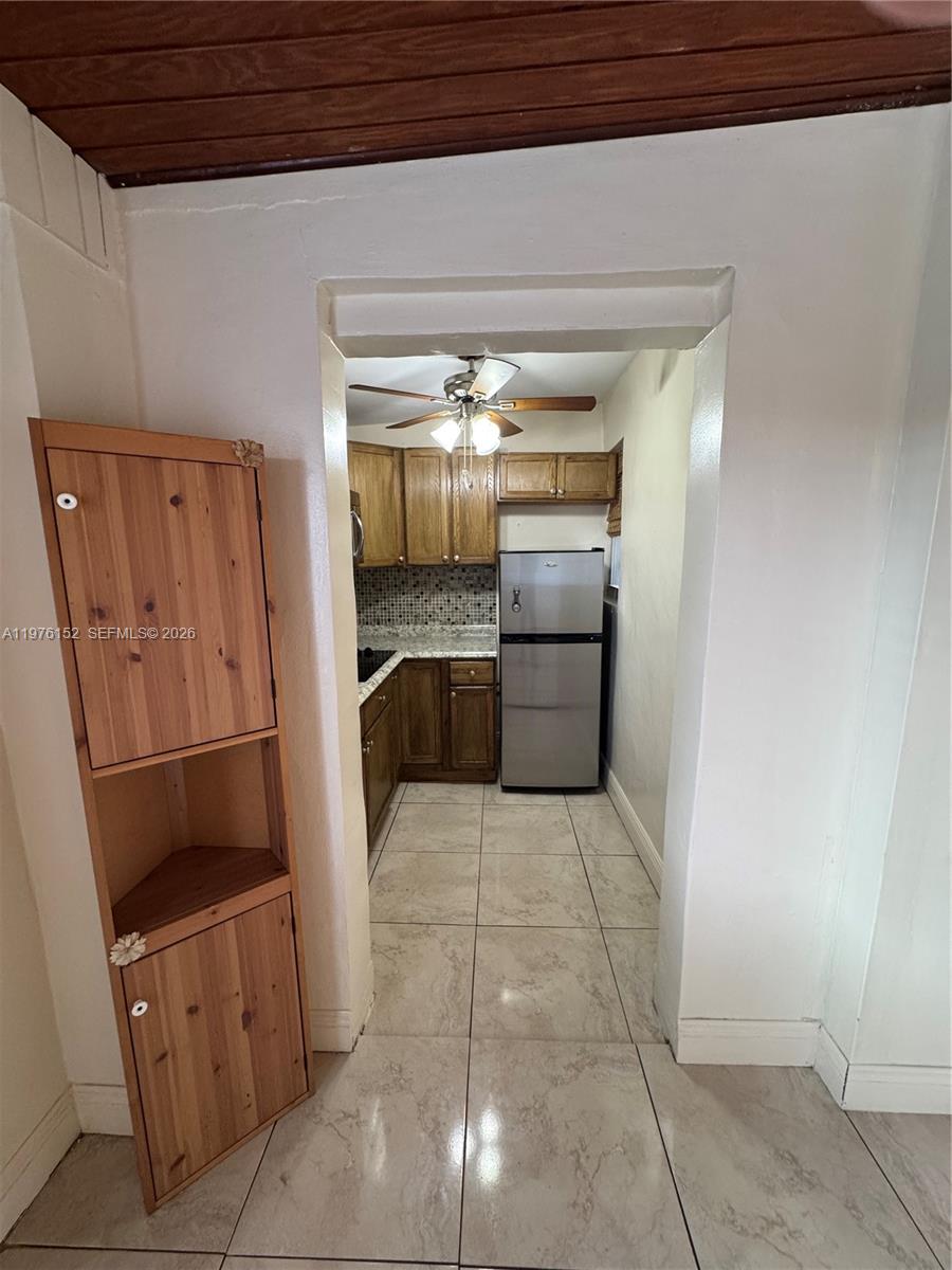 GOLF COURSE GARDENS RESUB - Residential Lease