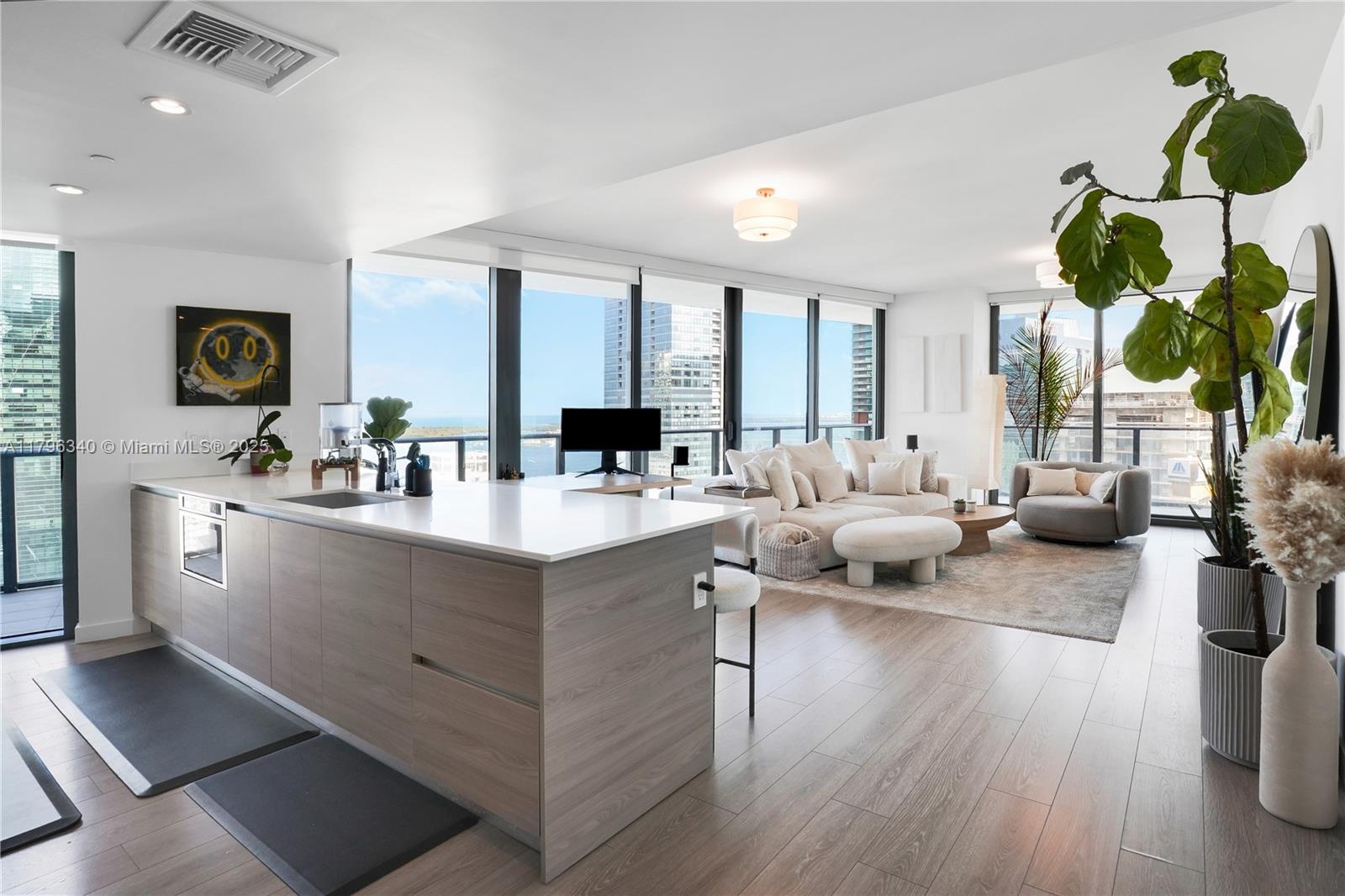 1300 S Miami Ave 3405, Miami, Broward County, Florida - 3 Bedrooms  
3 Bathrooms - 