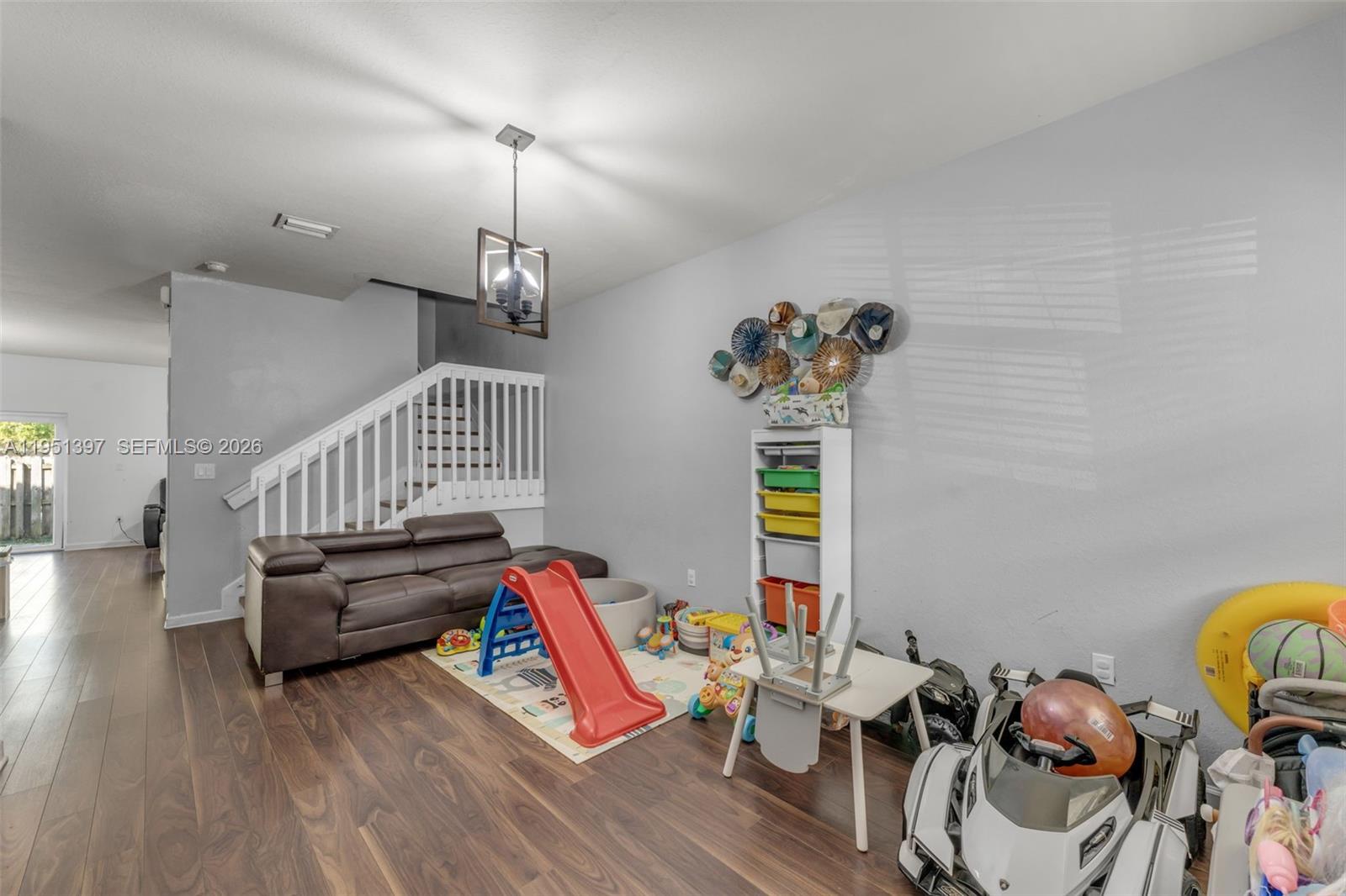 LAKES BY THE BAY GEE - Residential