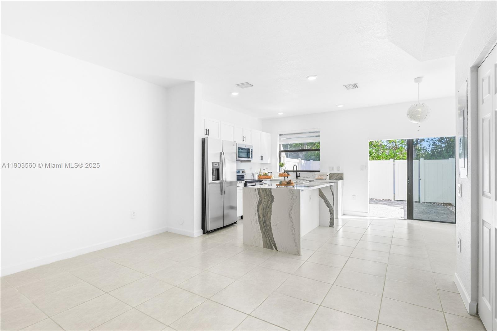 AQUABELLA SECTION TWO - Residential Lease