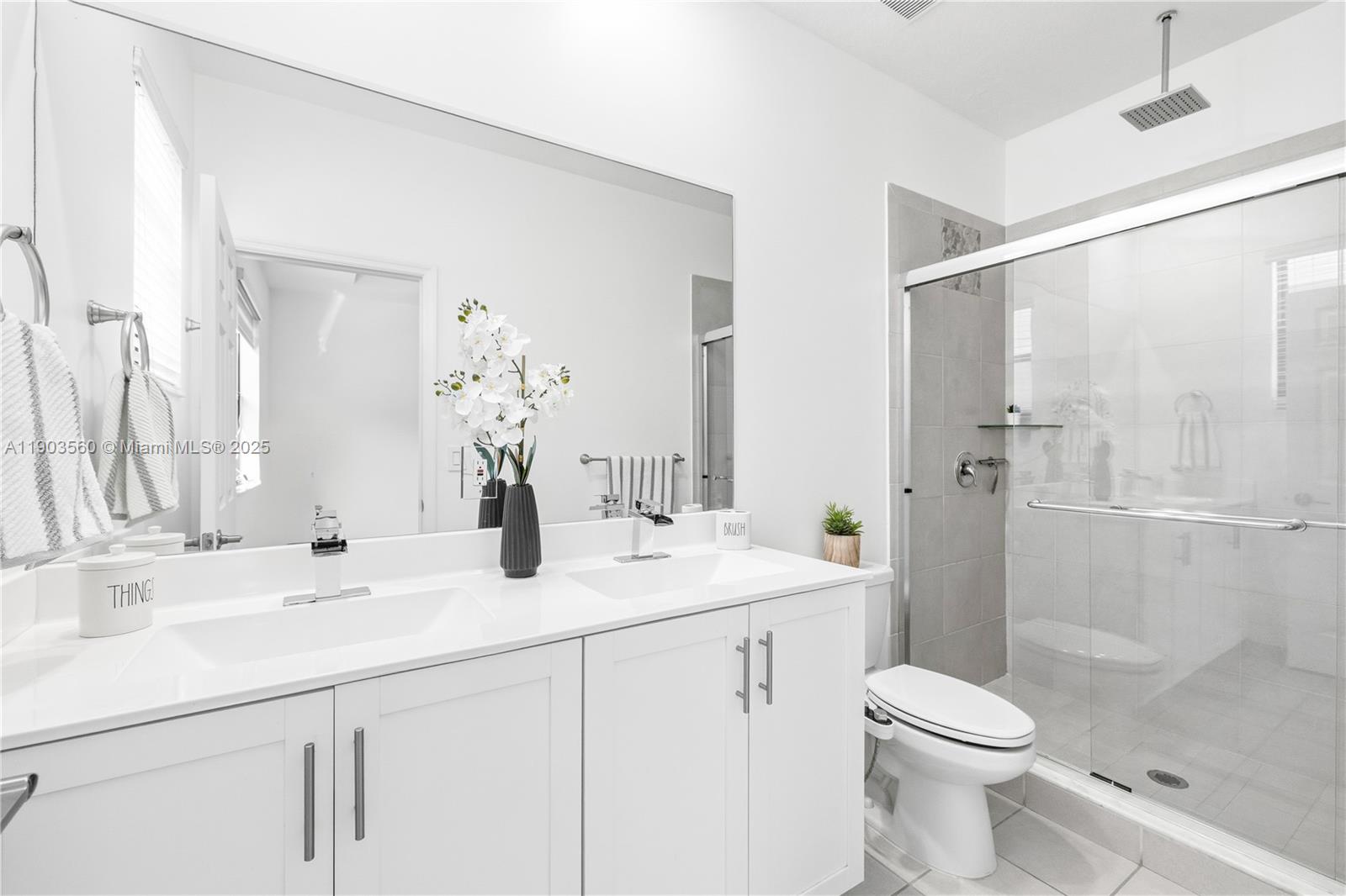 AQUABELLA SECTION TWO - Residential Lease