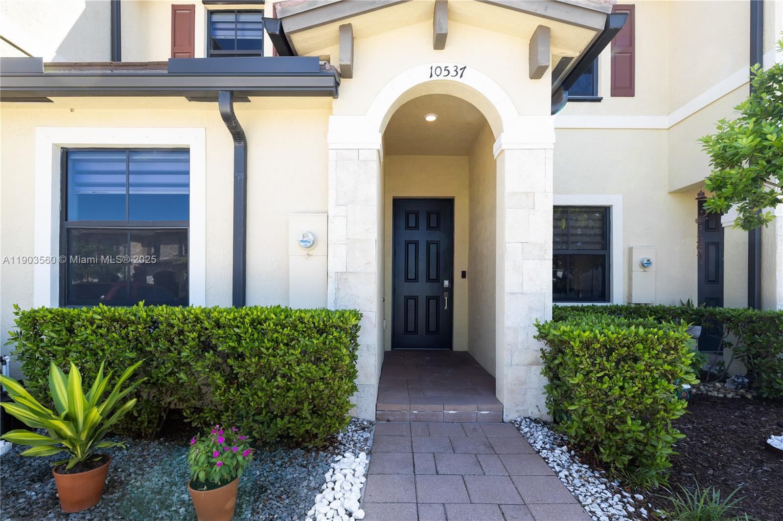 AQUABELLA SECTION TWO - Residential Lease