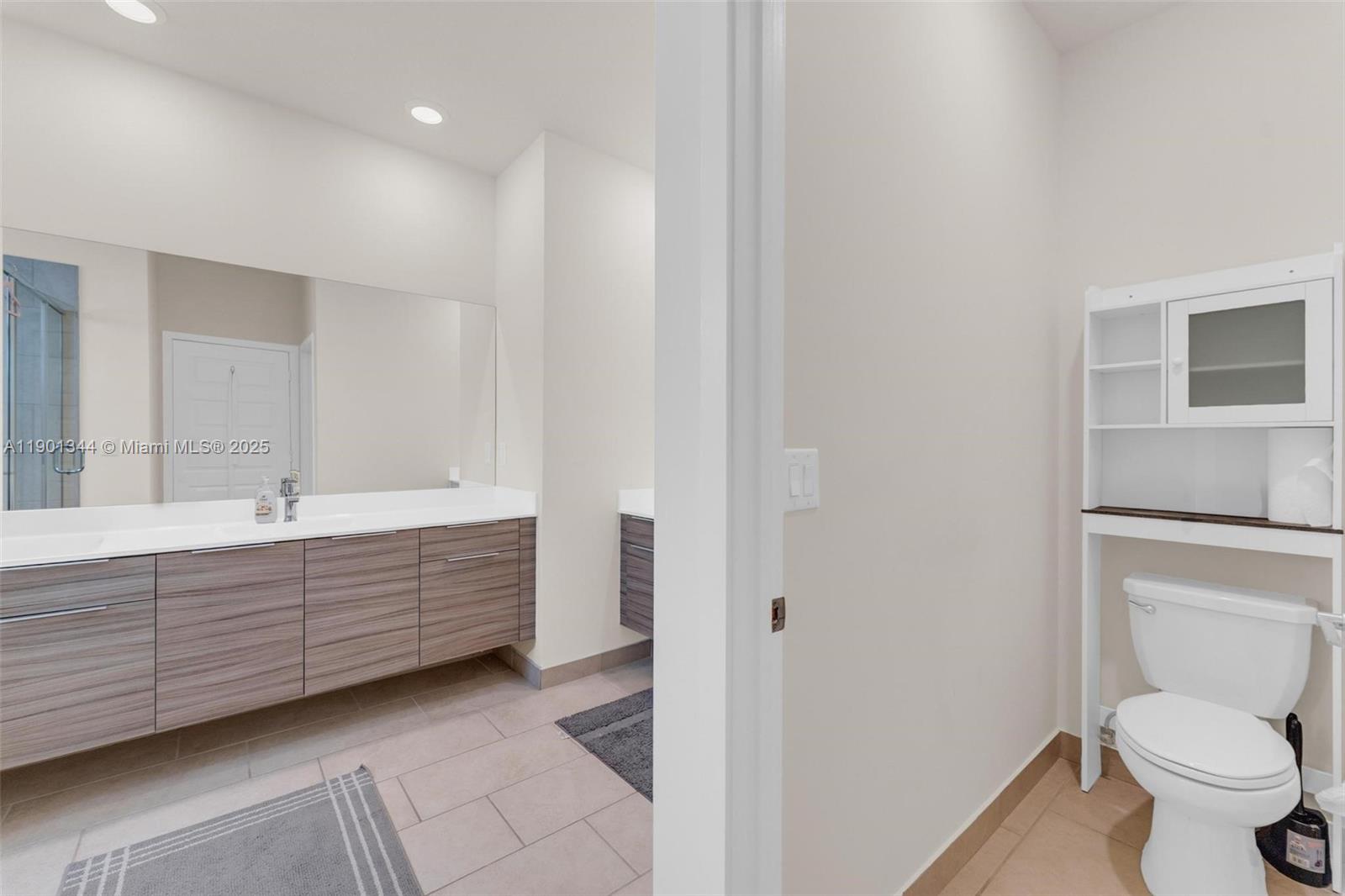 DUNNWOODY LAKE - Residential