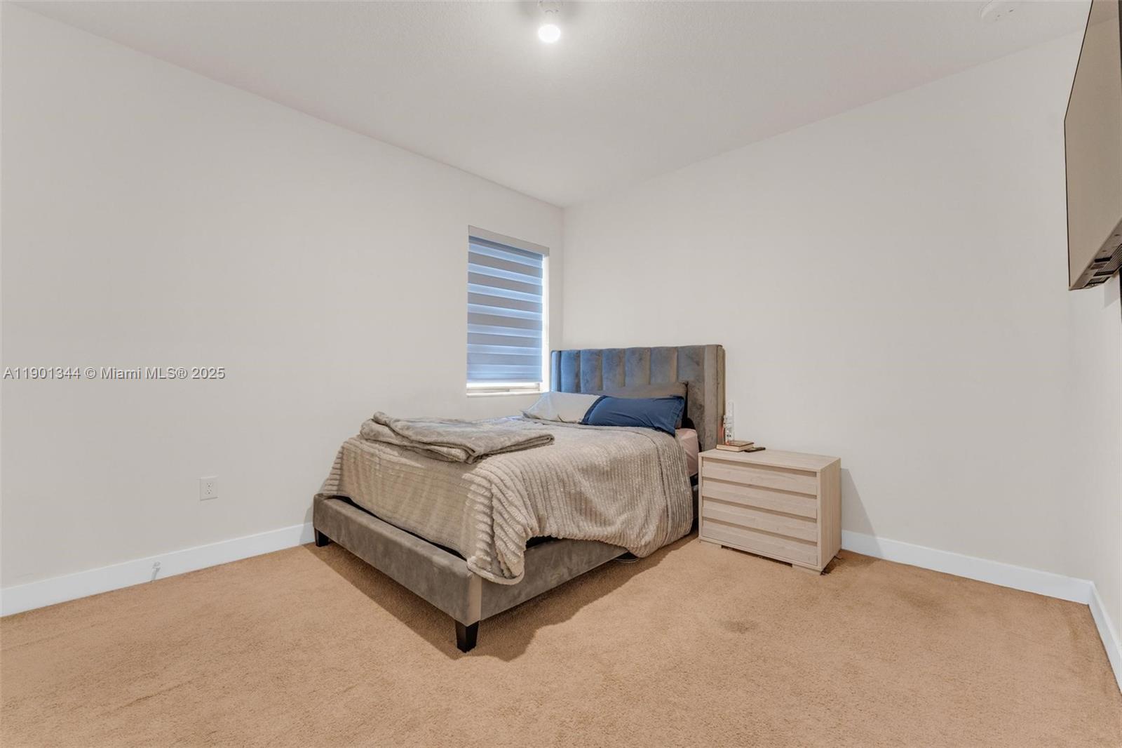 DUNNWOODY LAKE - Residential