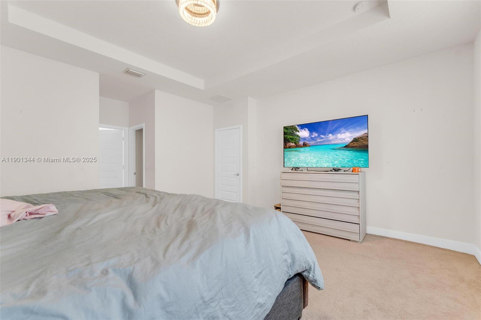 DUNNWOODY LAKE - Residential