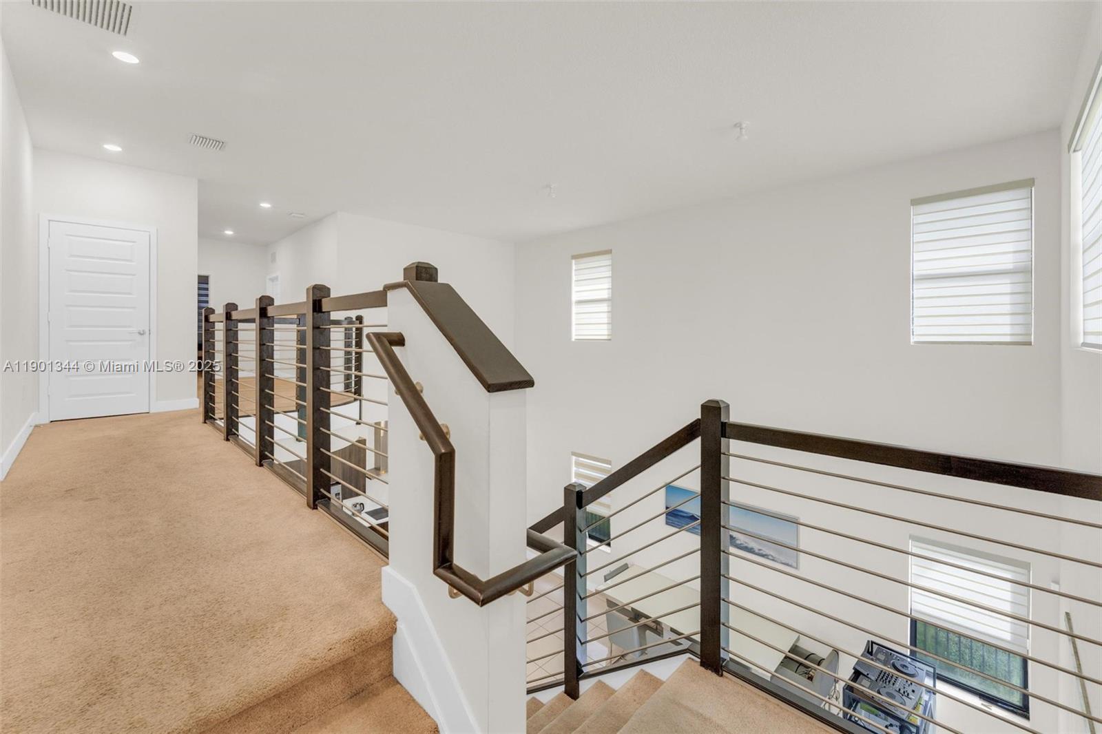 DUNNWOODY LAKE - Residential