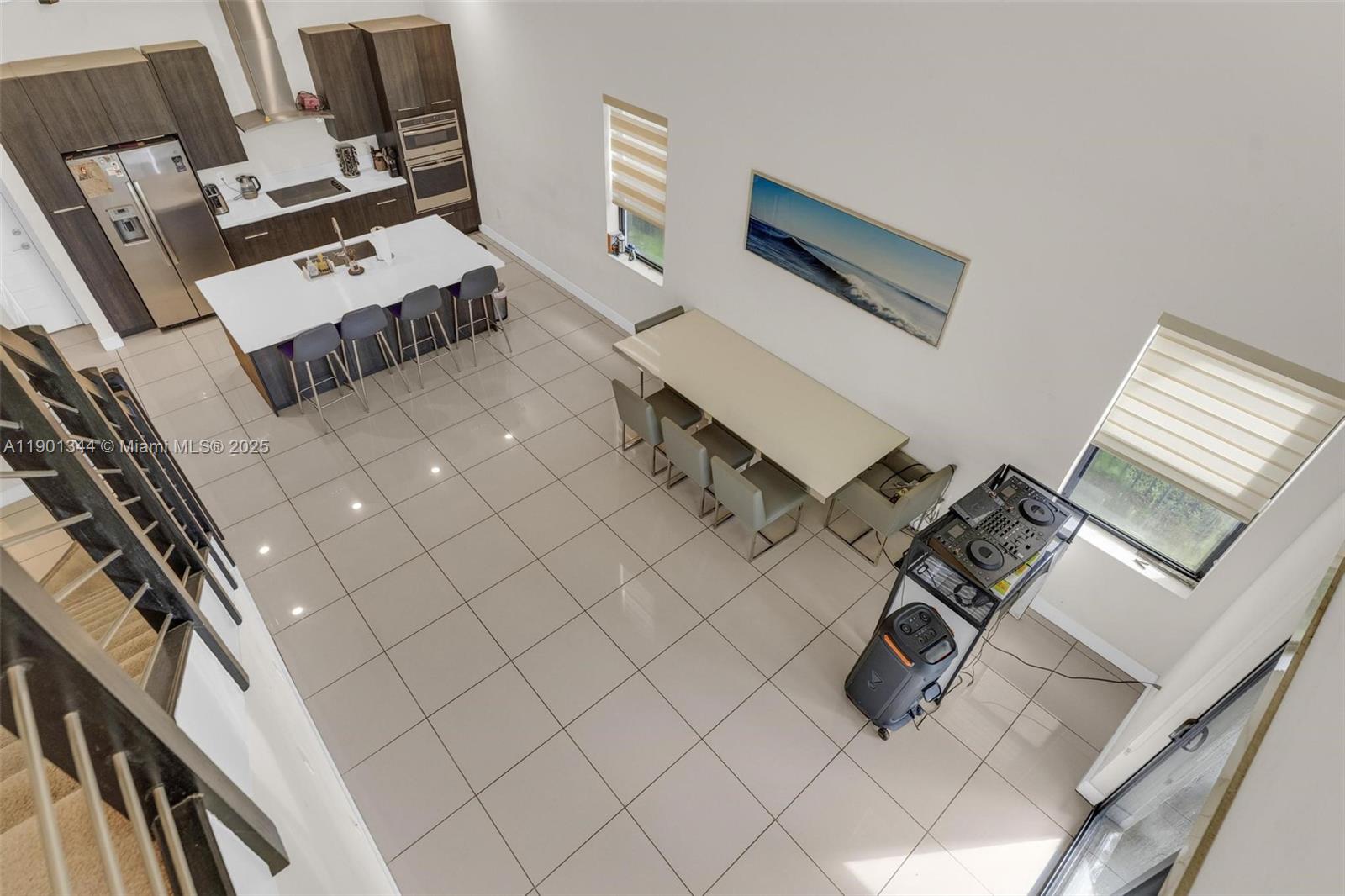 DUNNWOODY LAKE - Residential