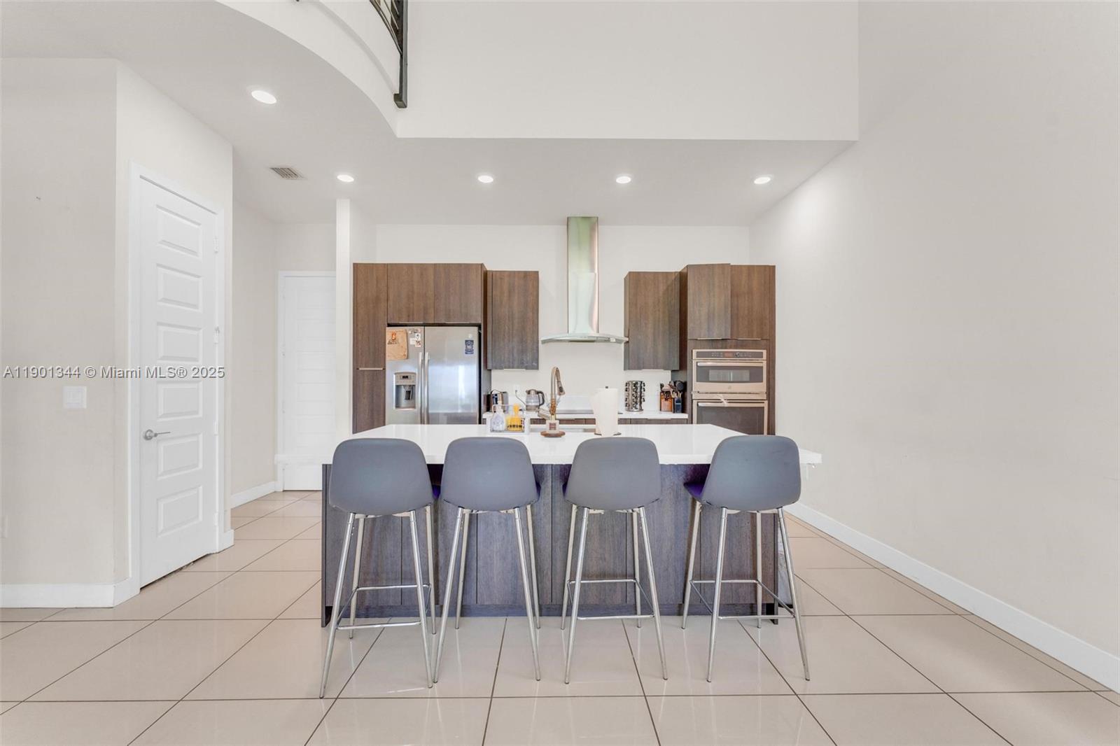 DUNNWOODY LAKE - Residential