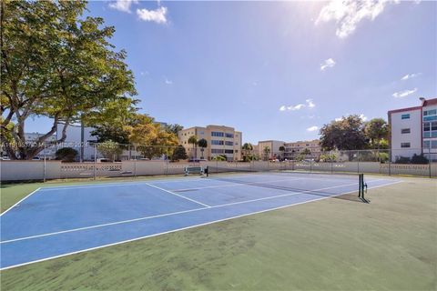 A home in Lauderdale Lakes