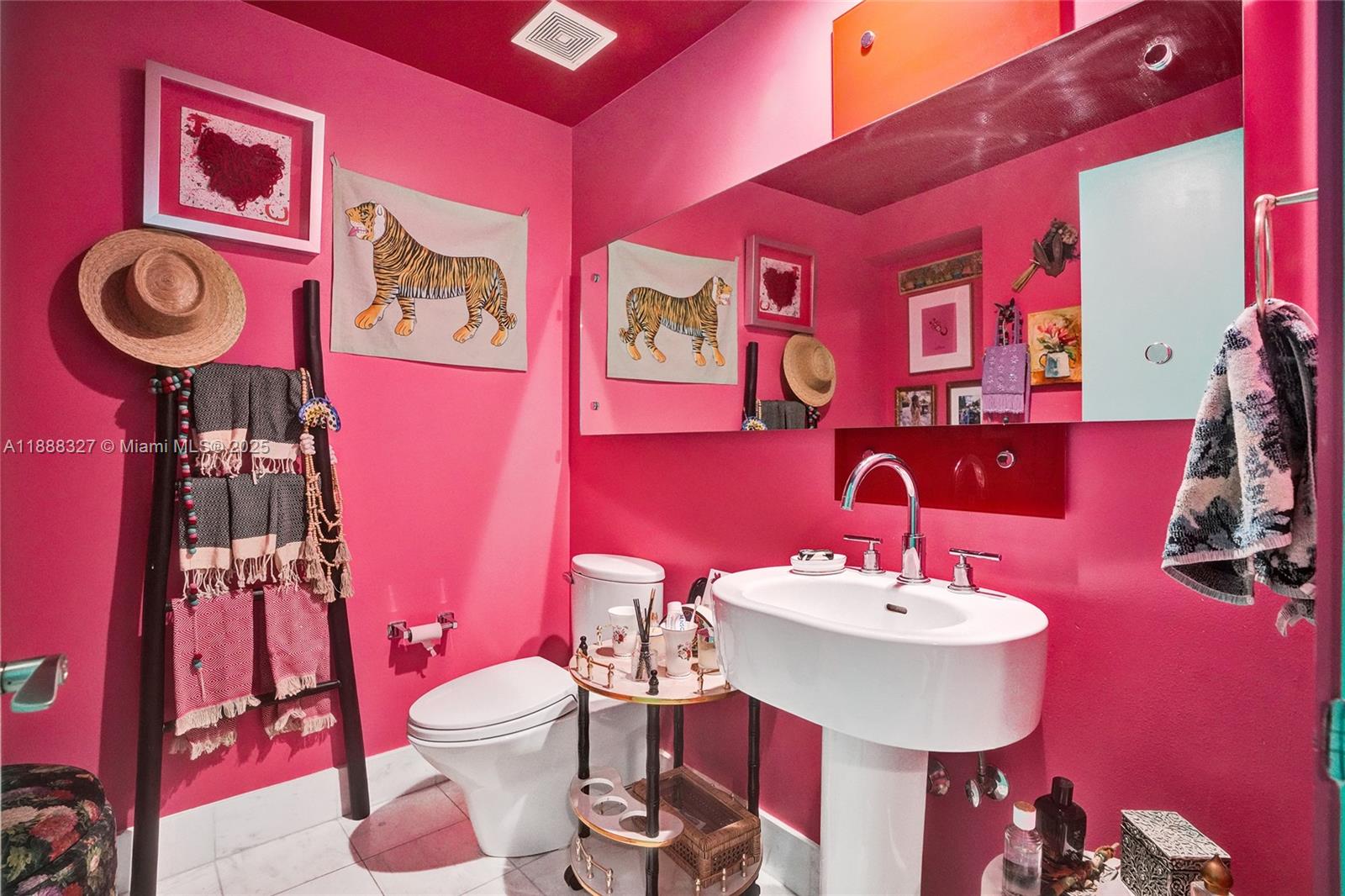 ARTECH RESIDENCES AT AVEN - Residential