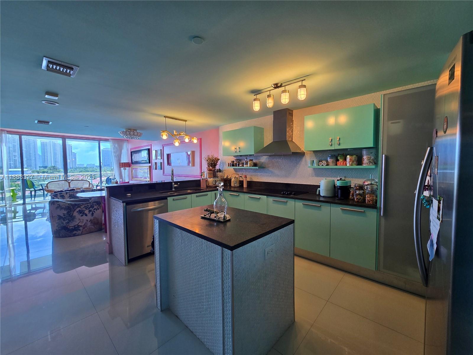 ARTECH RESIDENCES AT AVEN - Residential