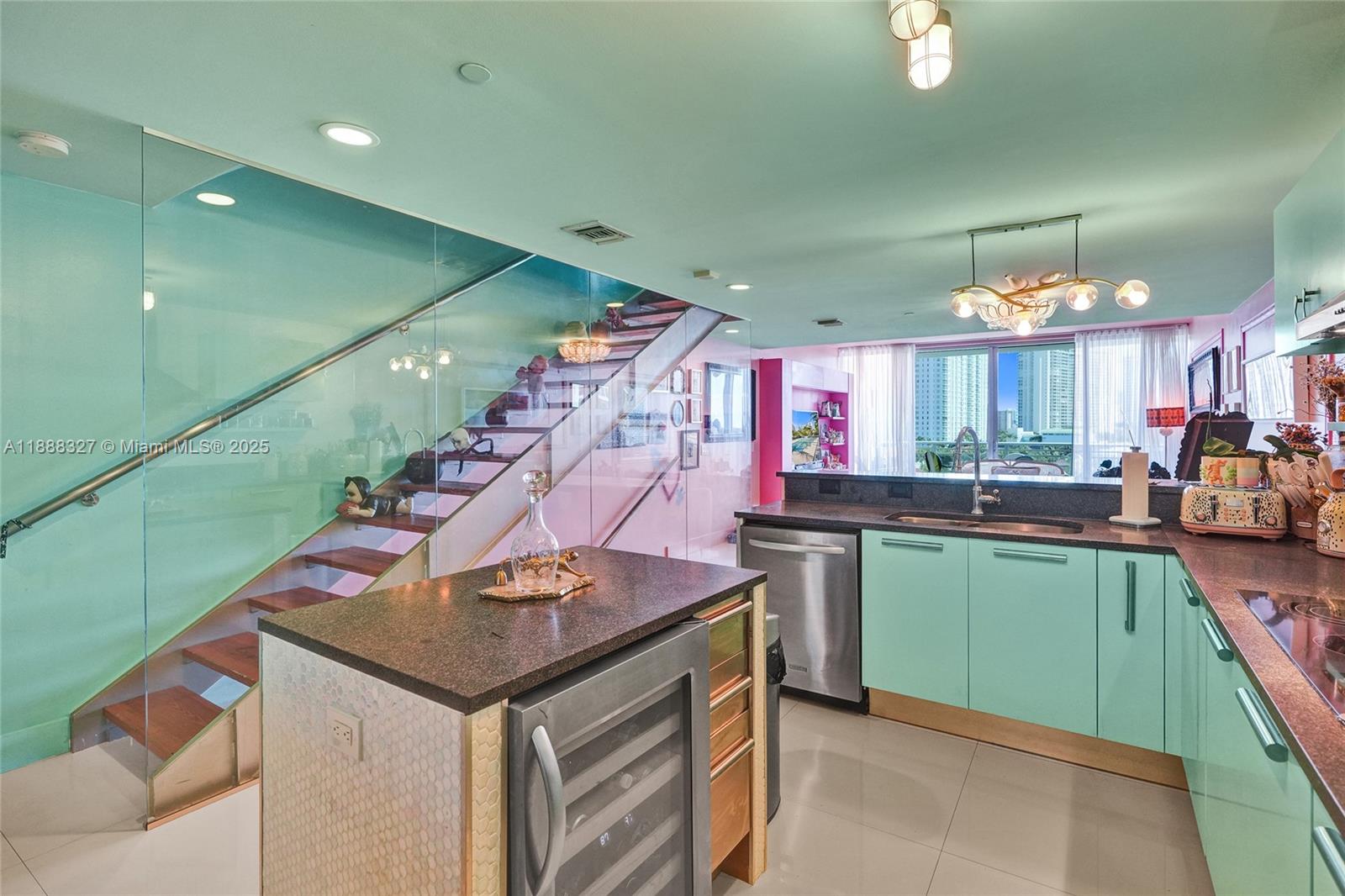 ARTECH RESIDENCES AT AVEN - Residential