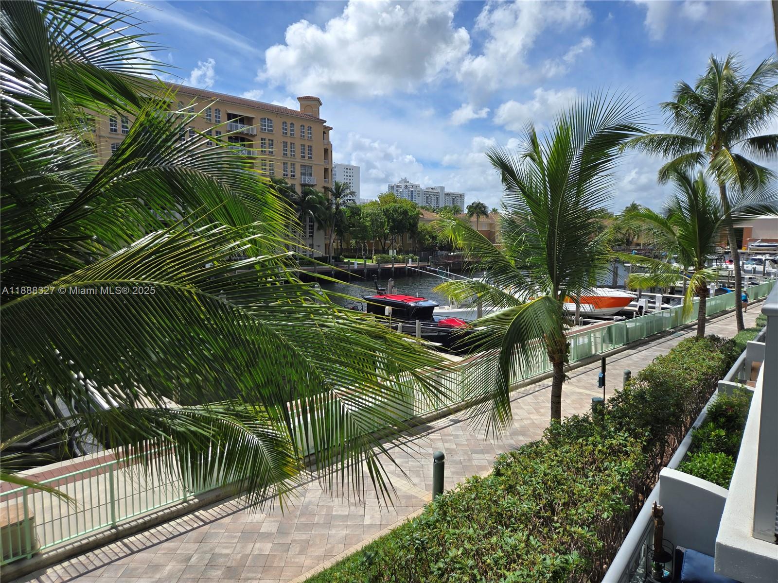 ARTECH RESIDENCES AT AVEN - Residential