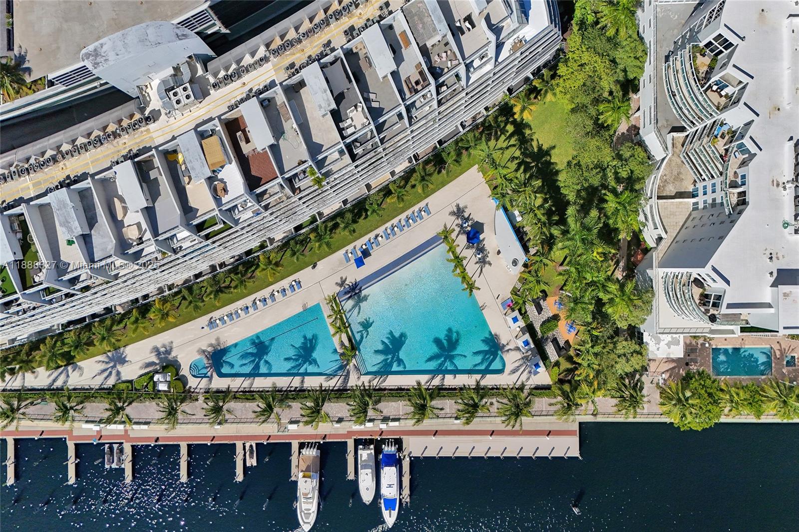 ARTECH RESIDENCES AT AVEN - Residential