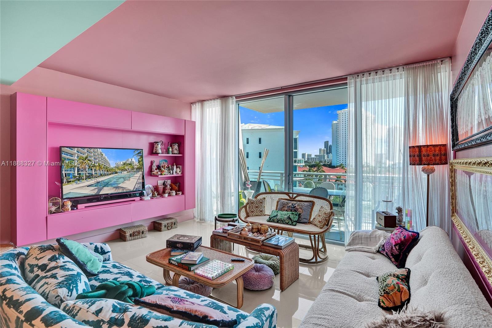 ARTECH RESIDENCES AT AVEN - Residential