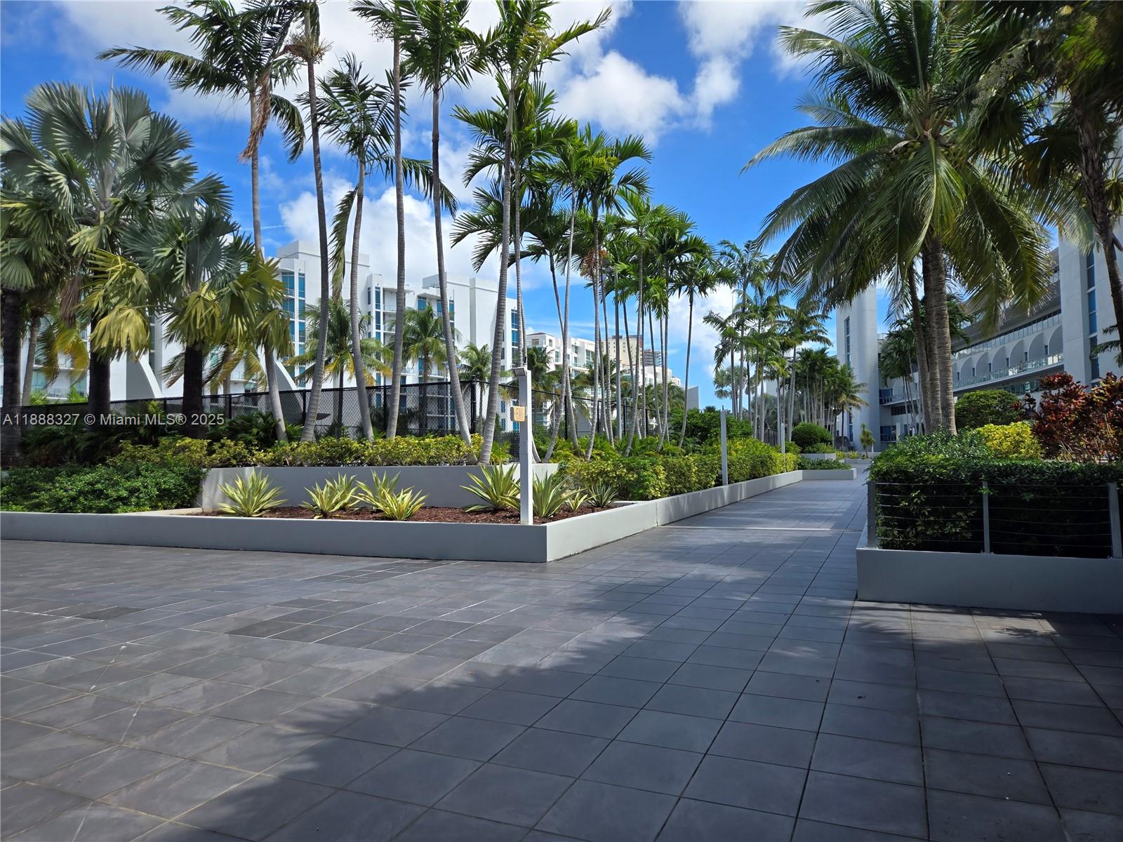 ARTECH RESIDENCES AT AVEN - Residential