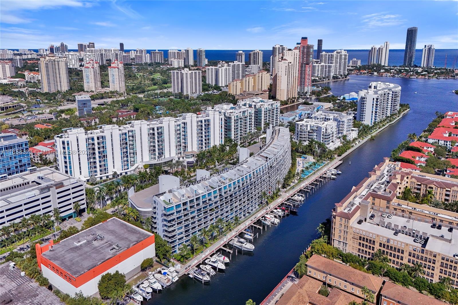 ARTECH RESIDENCES AT AVEN - Residential